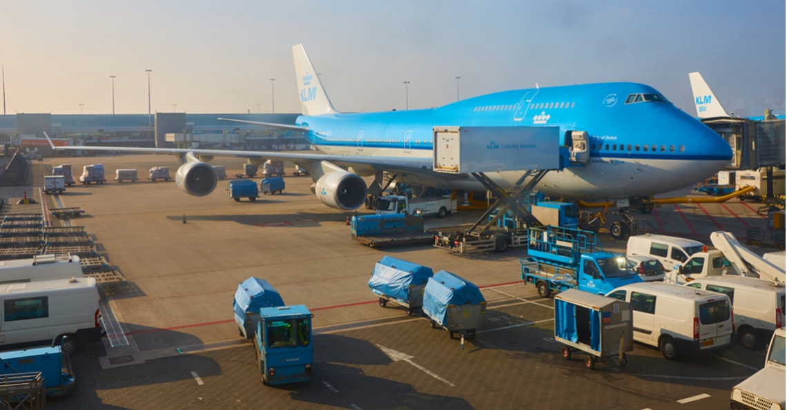 1459629054-schiphol-klm-vliegtuigen-drones.jpg