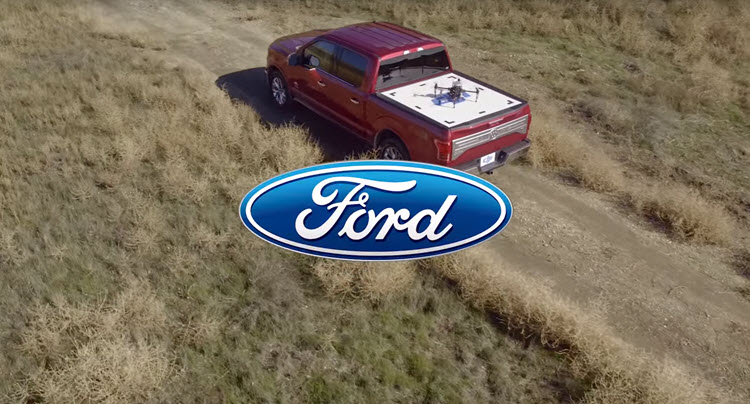 Ford patenteert drone die omgeving van auto scant