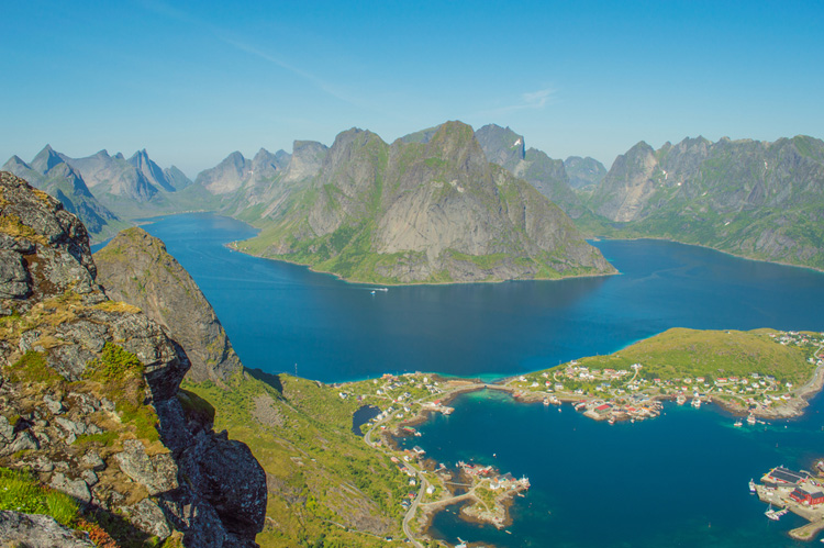 Noorwegen gebruikt drones voor opsporen van afval in fjorden